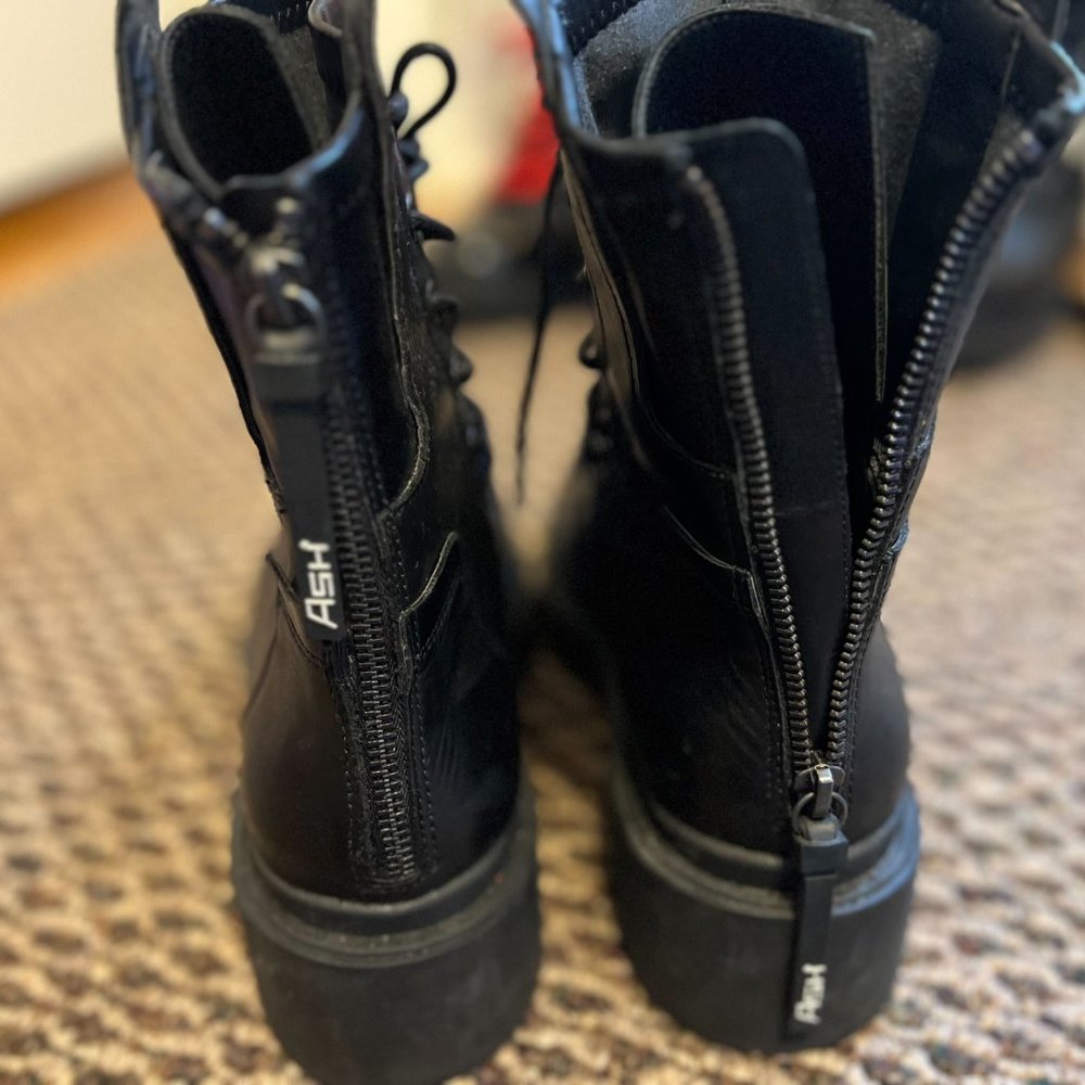Ash Black Combat Moto Boots with Back Zipper - Picture 4 of 5
